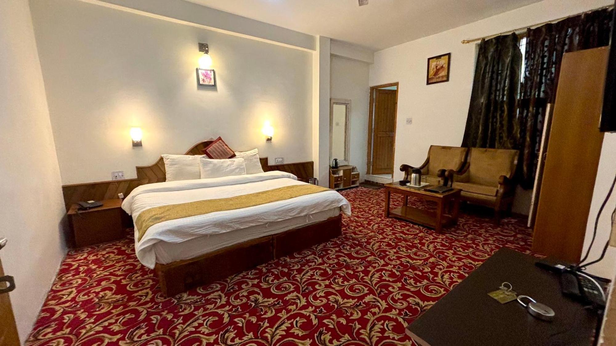 Countryside Himalayan Resort Manāli Екстериор снимка